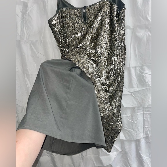 Abercrombie silver sequin bedazzled party dress, size medium. - Picture 4 of 5